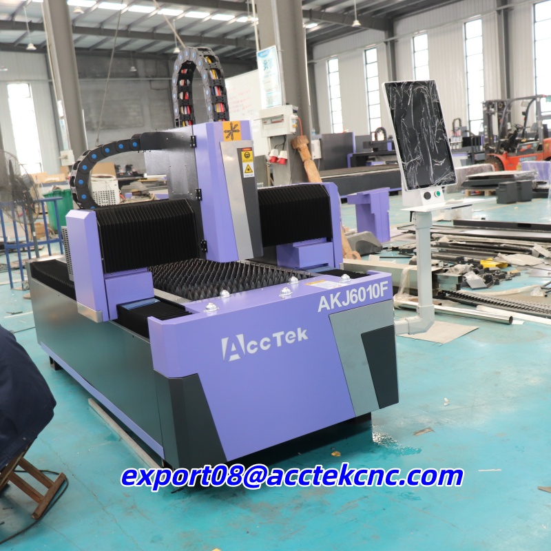 CE Certified Small Size Fiber  - Industrial Laser Cutter For Metal 评论和价格