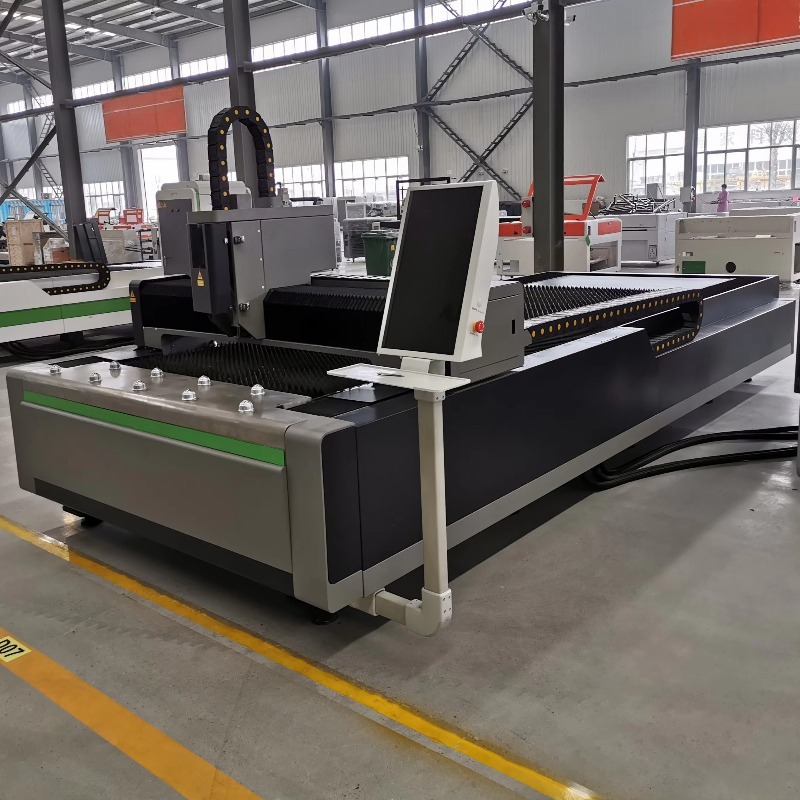 Fiber Laser Cutting Machine CE - Industrial Laser Cutter For Metal 评论和价格