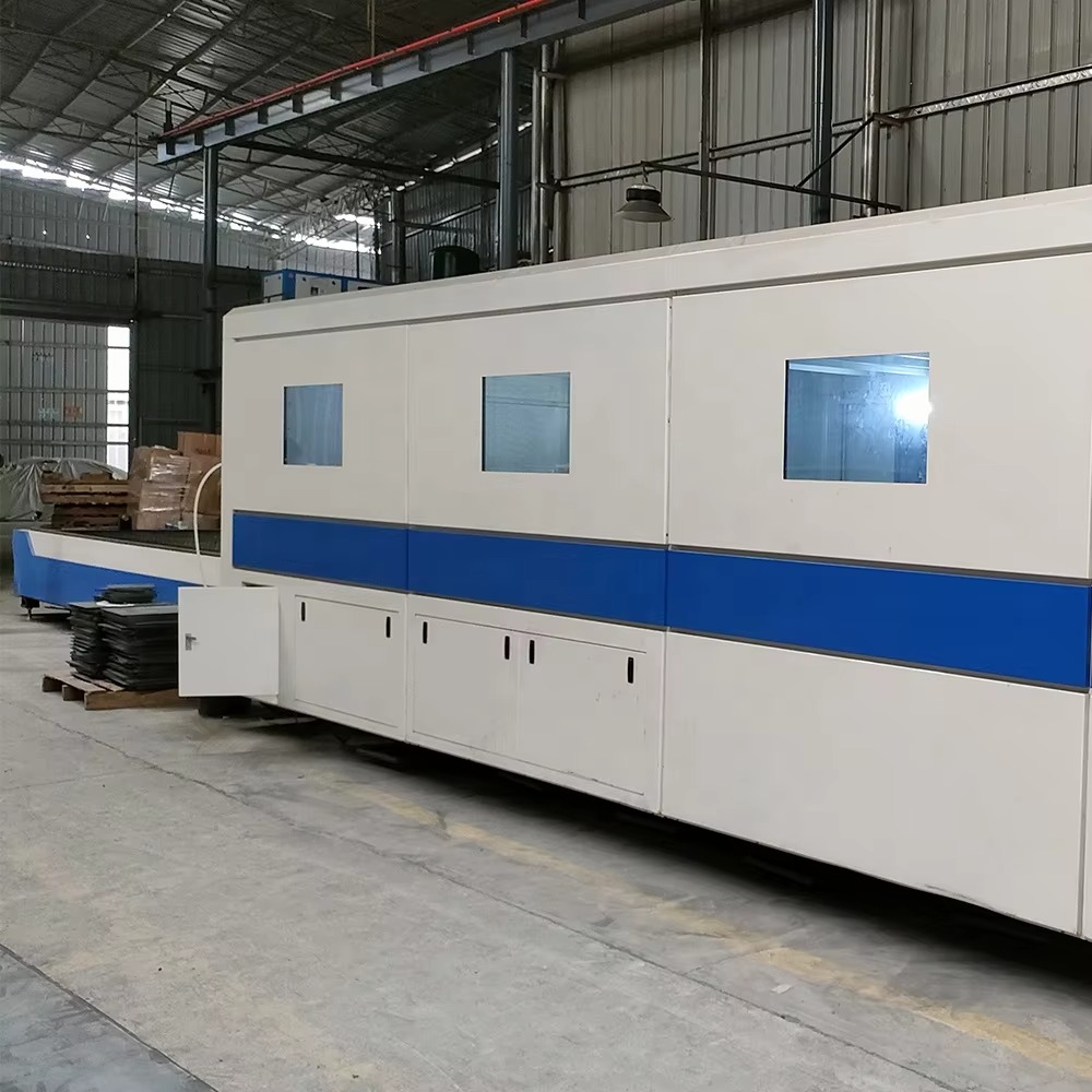 Industrial 6000W Fiber Laser C - Industrial Laser Cutter For Metal 评论和价格
